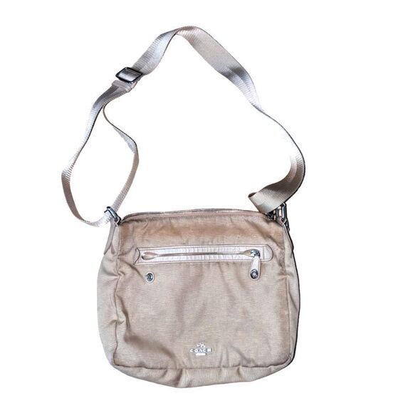 🛍️TAN COLORED CROSSBODY BAG WITH ADJUSTABLE STRAP - Picture 1 of 3